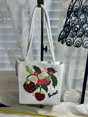Made in India strawberry white beaded shoulder bag